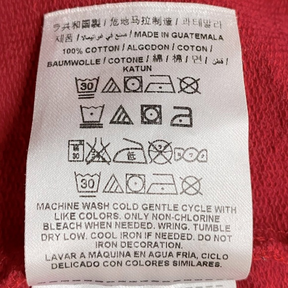 Guess Y2K Red Scoop Neck Long Sleeve Shirt W Black & White Blonde Graphic XL - Picture 4 of 15